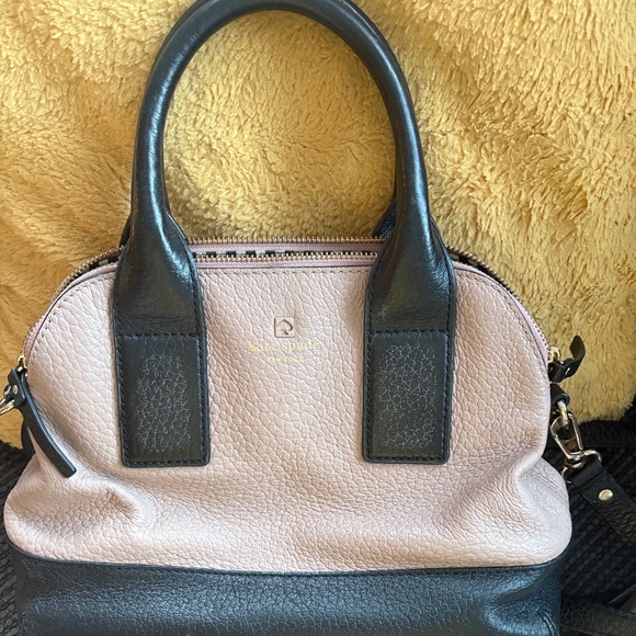 Kate Spade purse - Picture 1 of 1